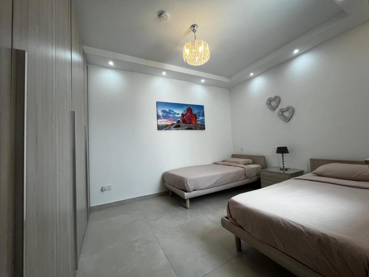 Stunning Penthouse, 2 Bedroom, Heart Of Σλιέμα Εξωτερικό φωτογραφία